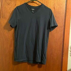 Goodfellow Mens V-neck